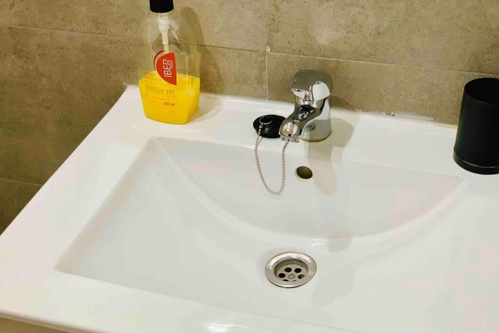 Begonia City Center Apartment 230 By Namaste Elite トレモリノス エクステリア 写真