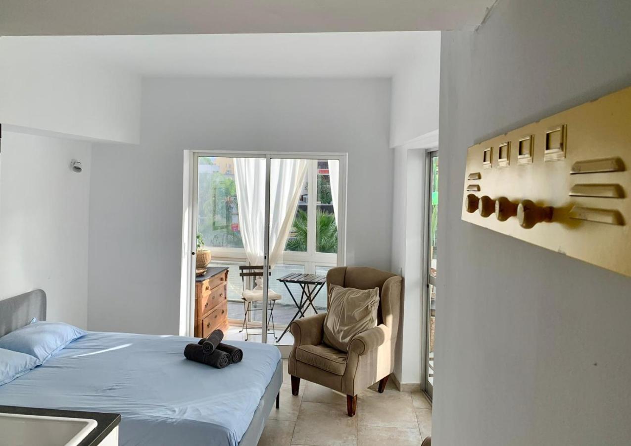 Begonia City Center Apartment 230 By Namaste Elite トレモリノス エクステリア 写真