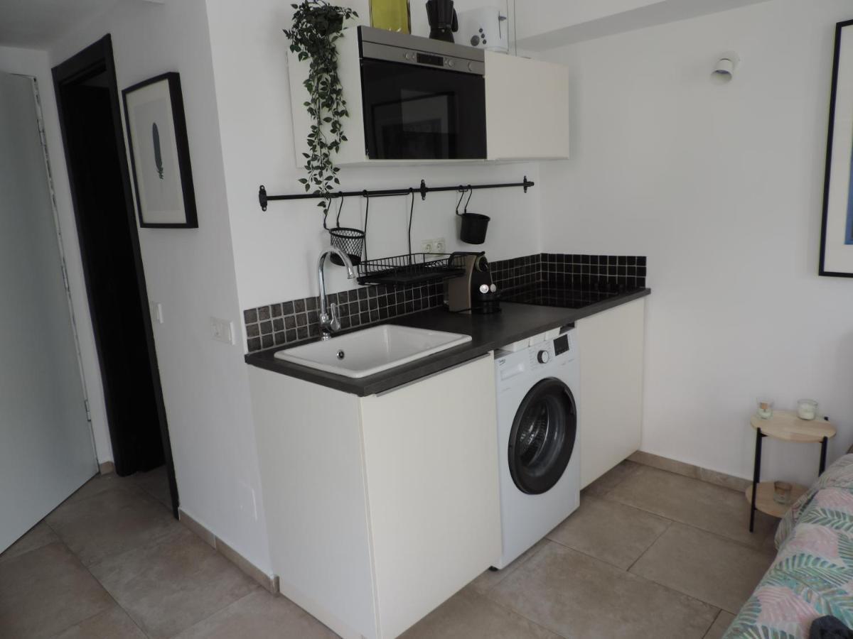 Begonia City Center Apartment 230 By Namaste Elite トレモリノス エクステリア 写真